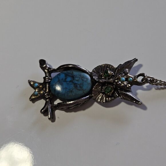 Silver Tone Blue Stone Owl Pendant Necklace 18" Chain - Picture 10 of 13